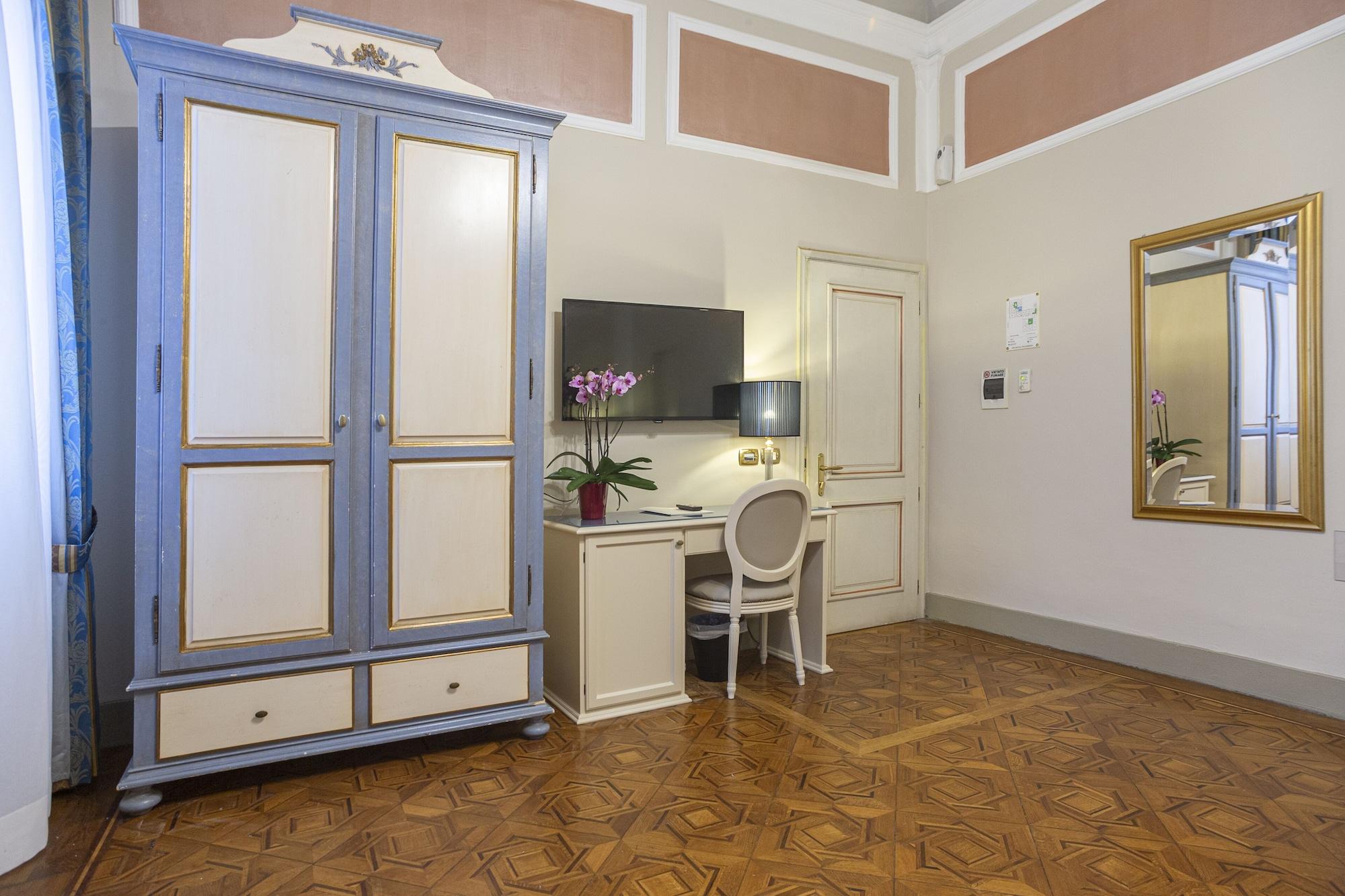 Hotel Donatello Florencia Exterior foto